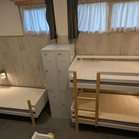 Hostel Calm *